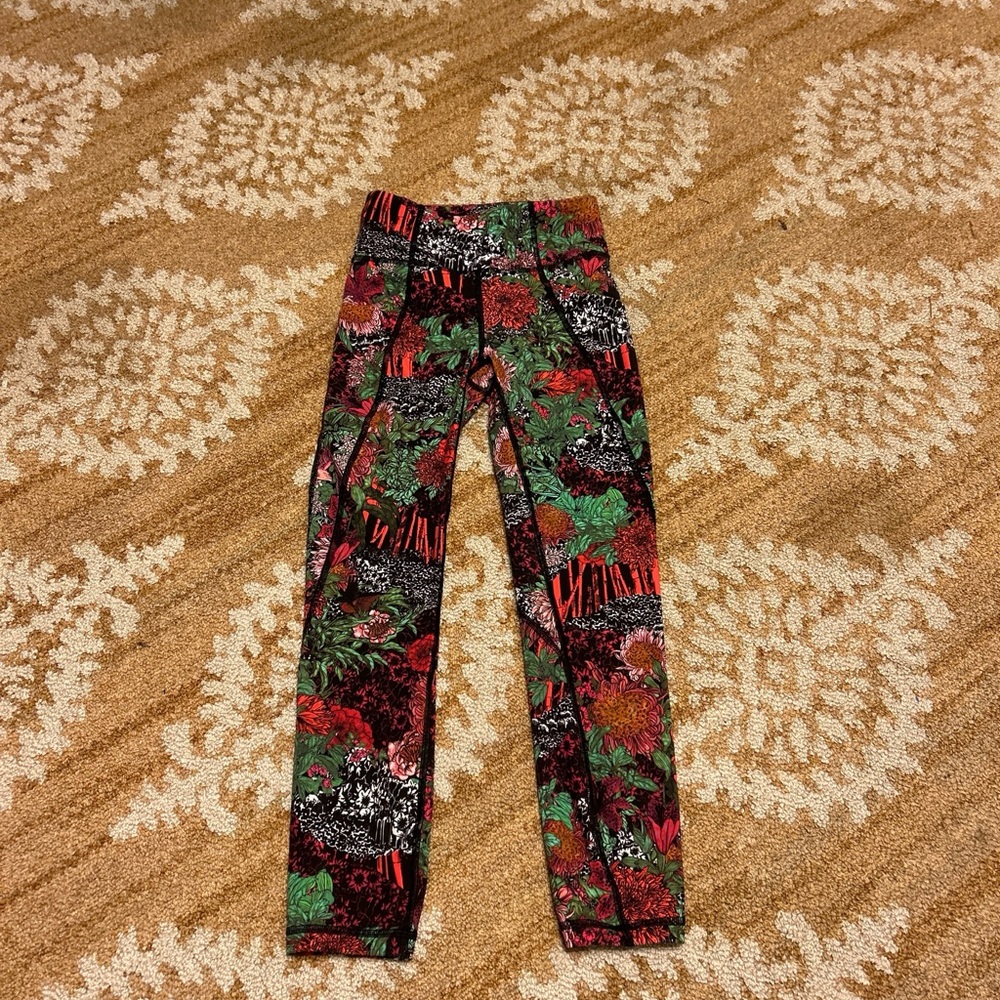 Lululemon wunder under floral high rise leggings size 2